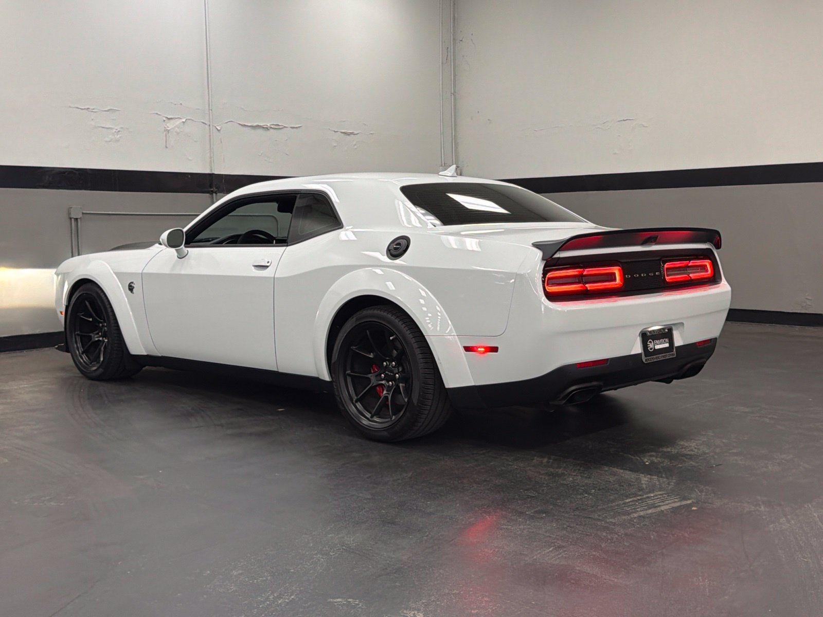 Used 2023 Dodge Challenger SRT Hellcat RWD image 7