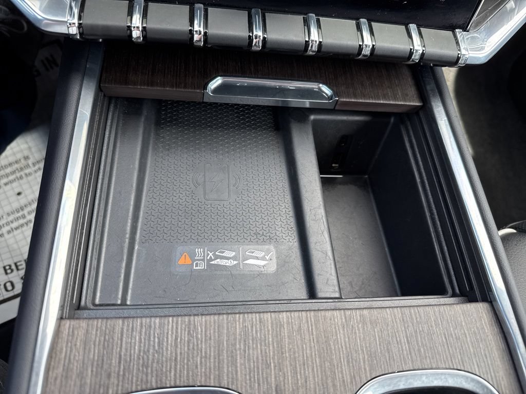 Used 2025 GMC Acadia Denali w/ LPO, Floor Liner Package AWD/4WD image 13