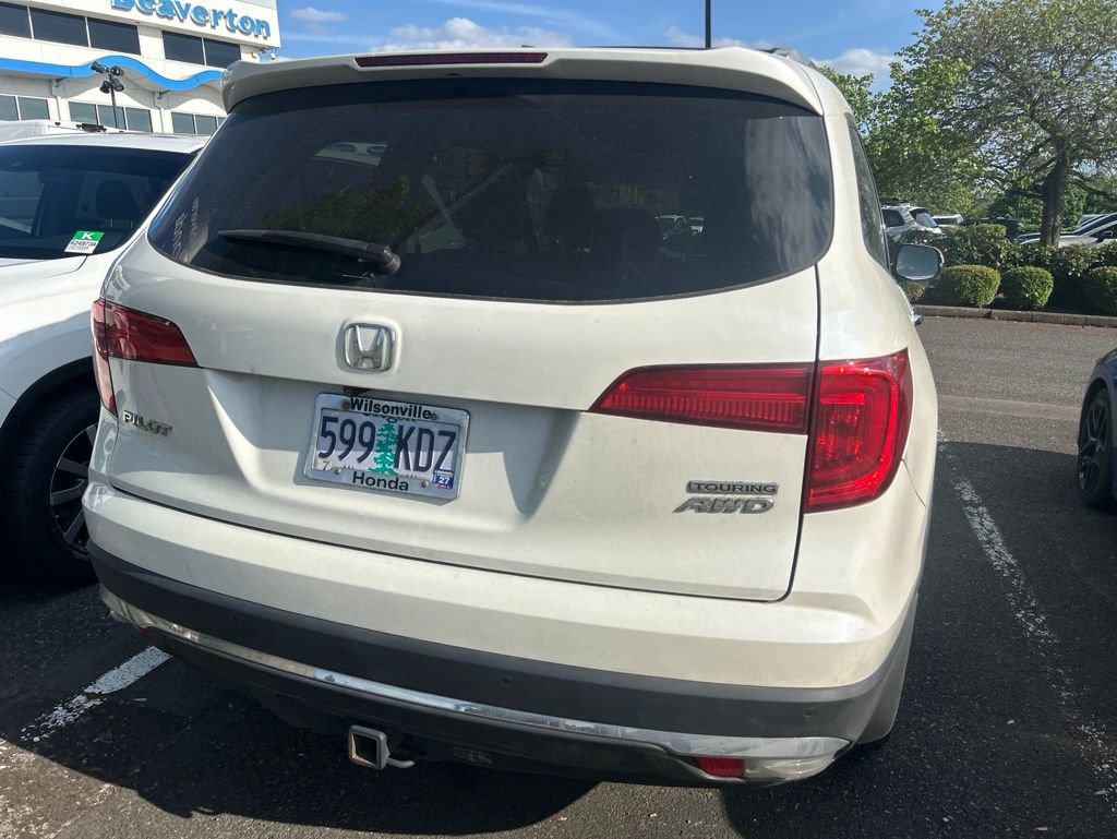Used 2017 Honda Pilot Touring image 5