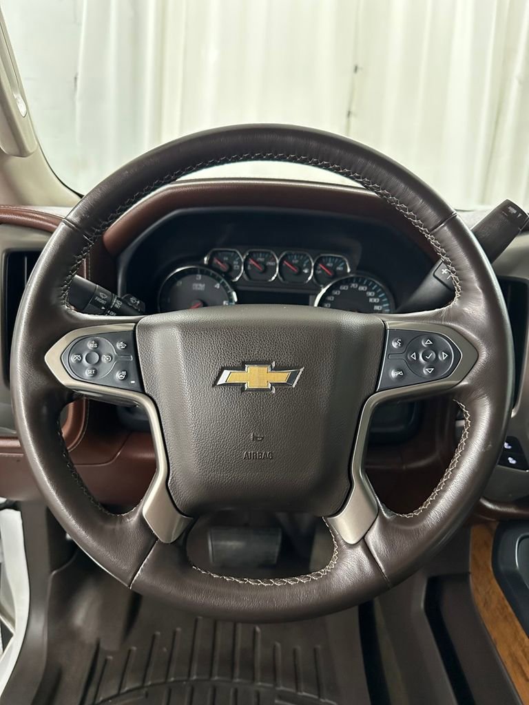 Used 2015 Chevrolet Silverado 2500 High Country w/ High Country Premium Package image 15