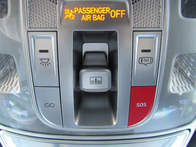 Used 2024 Genesis GV60 RWD image 59