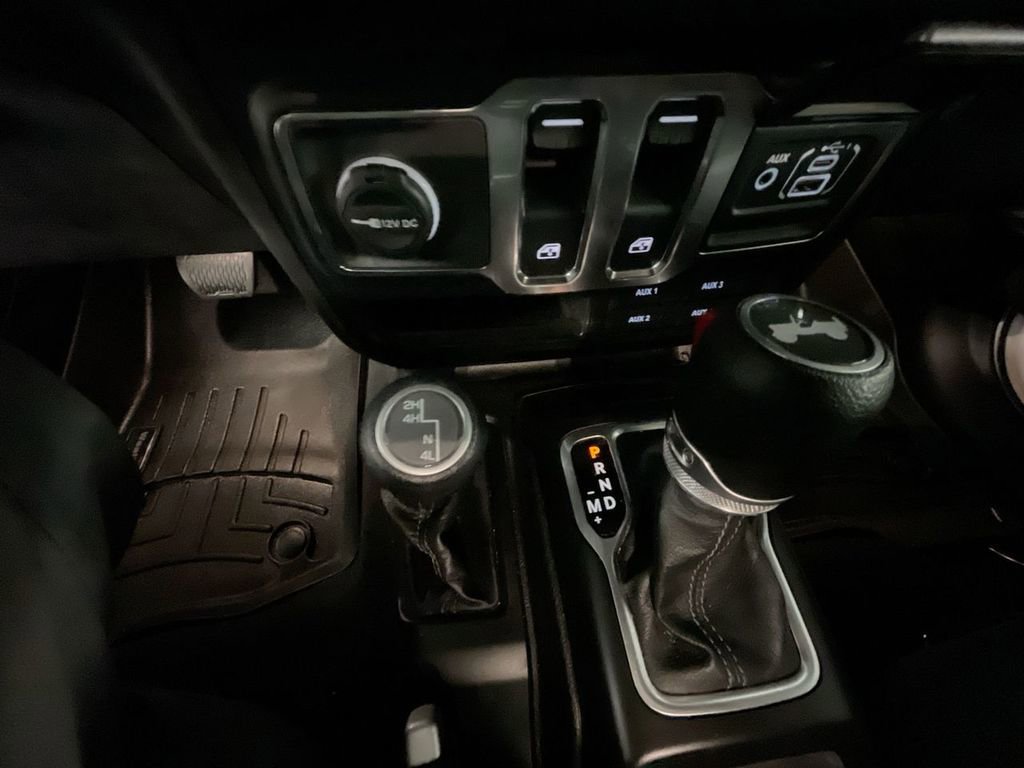 Used 2024 Jeep Wrangler Sport S image 15