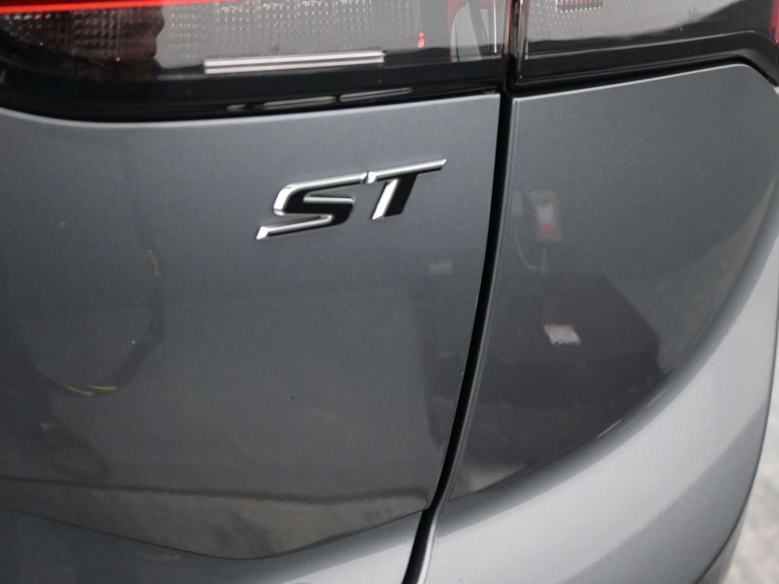 Certified 2022 Buick Envision Preferred AWD/4WD image 30