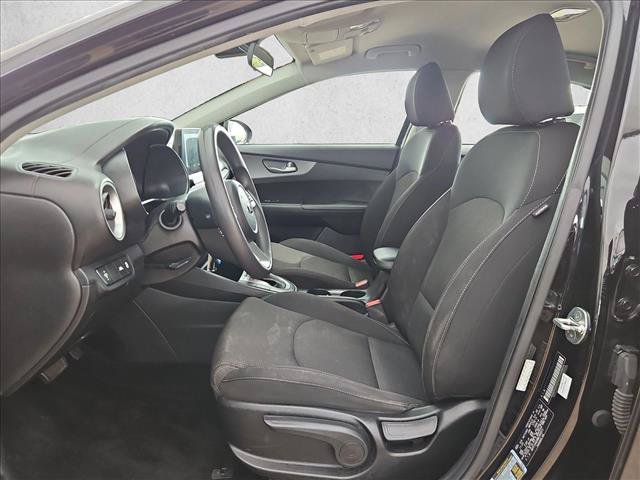 Used 2021 Kia Forte LXS FWD image 11