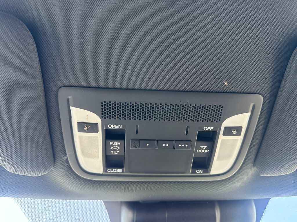 Used 2019 Acura ILX w/ Premium & A-SPEC Package FWD image 27