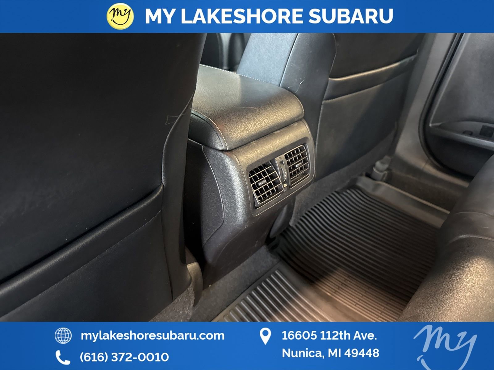 Used 2015 Toyota Camry XLE image 24