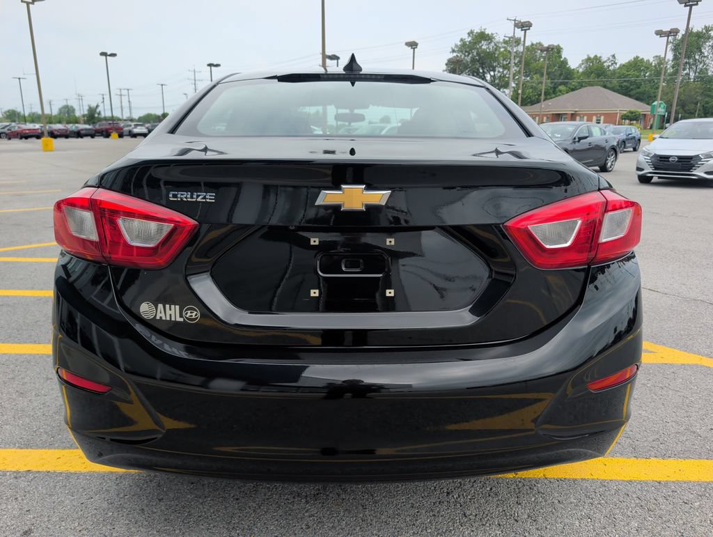 Used 2017 Chevrolet Cruze LS FWD image 6