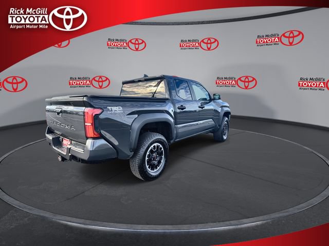 Used 2025 Toyota Tacoma TRD Off-Road AWD/4WD image 8