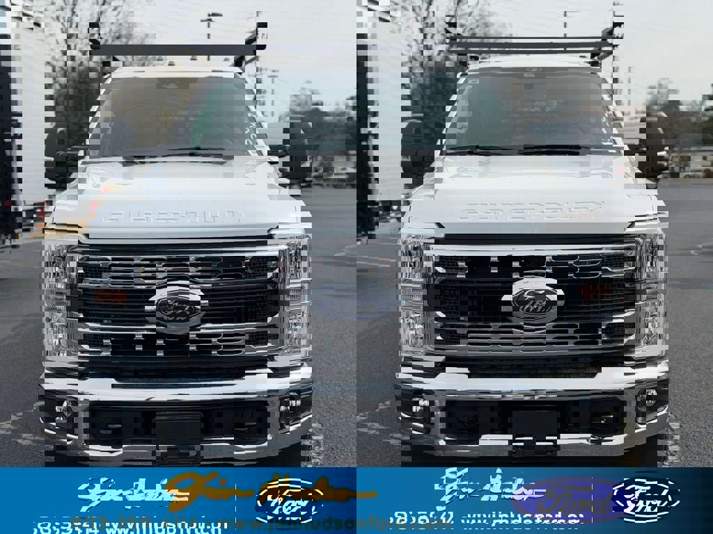 New 2026 Ford F350 XL w/ XL Chrome Package image 3