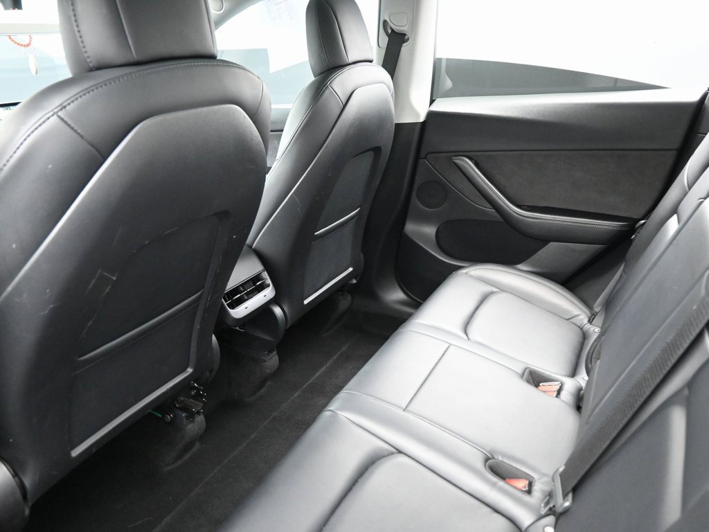 Used 2021 Tesla Model Y Long Range image 29