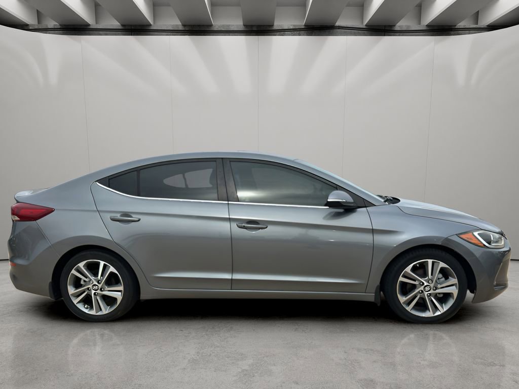 Used 2018 Hyundai Elantra Limited image 4