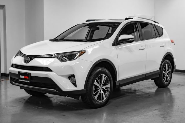 Used 2018 Toyota RAV4 XLE w/ Plus Extra Value Package image 7
