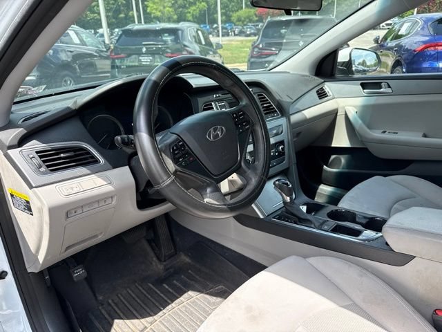 Used 2015 Hyundai Sonata SE FWD image 5