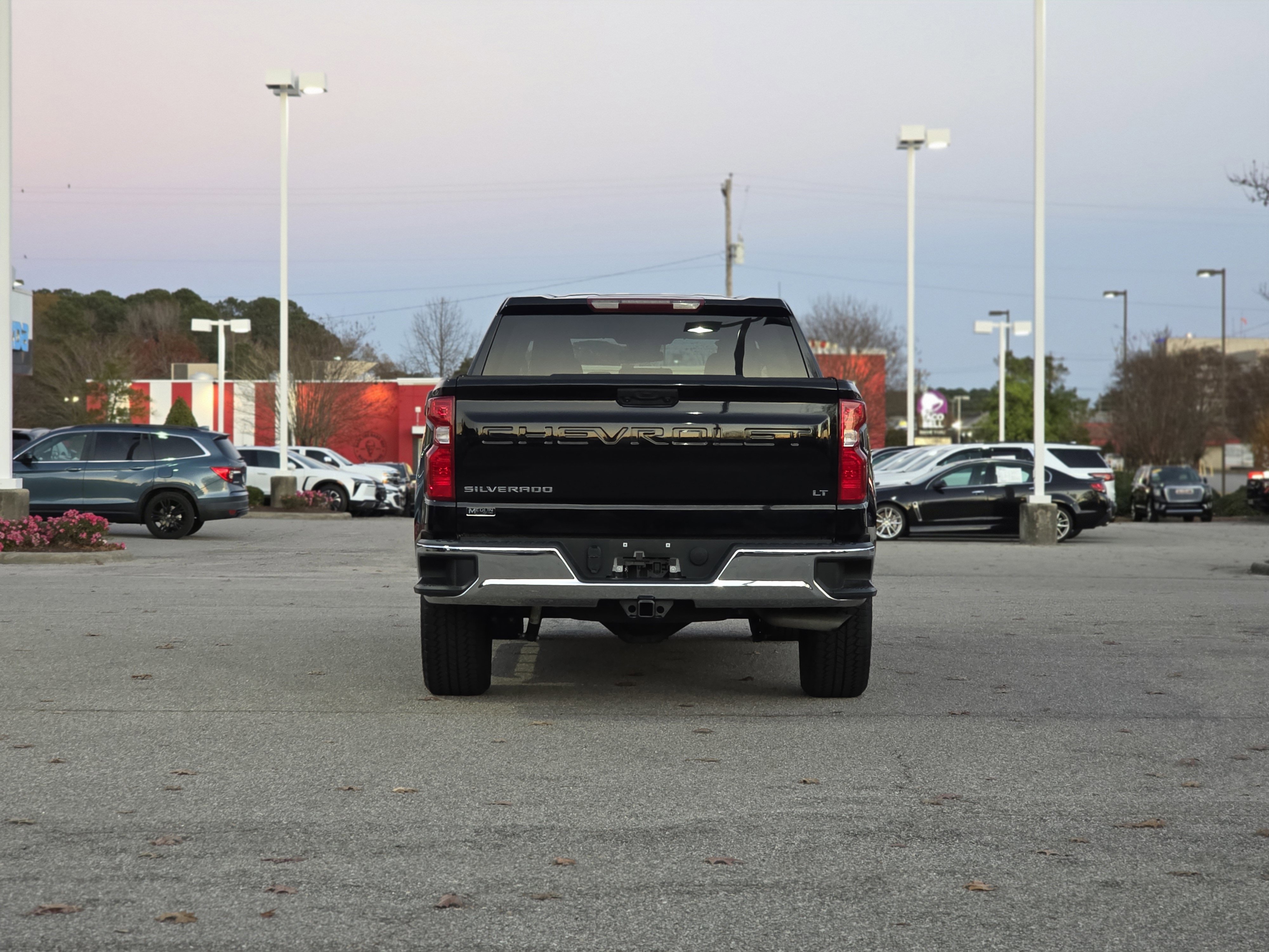 Used 2022 Chevrolet Silverado 1500 LT image 7