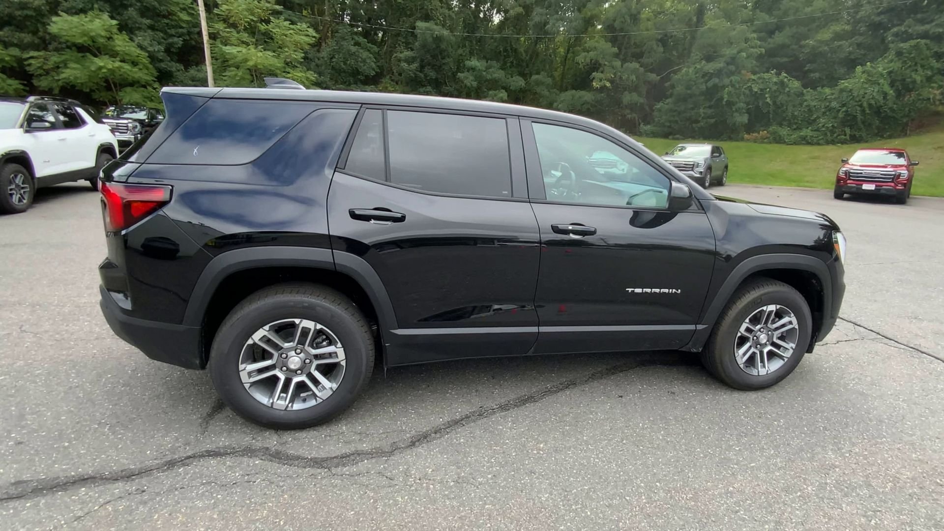 New 2027 GMC Terrain Elevation w/ LPO, Floor Liner Package AWD/4WD image 31