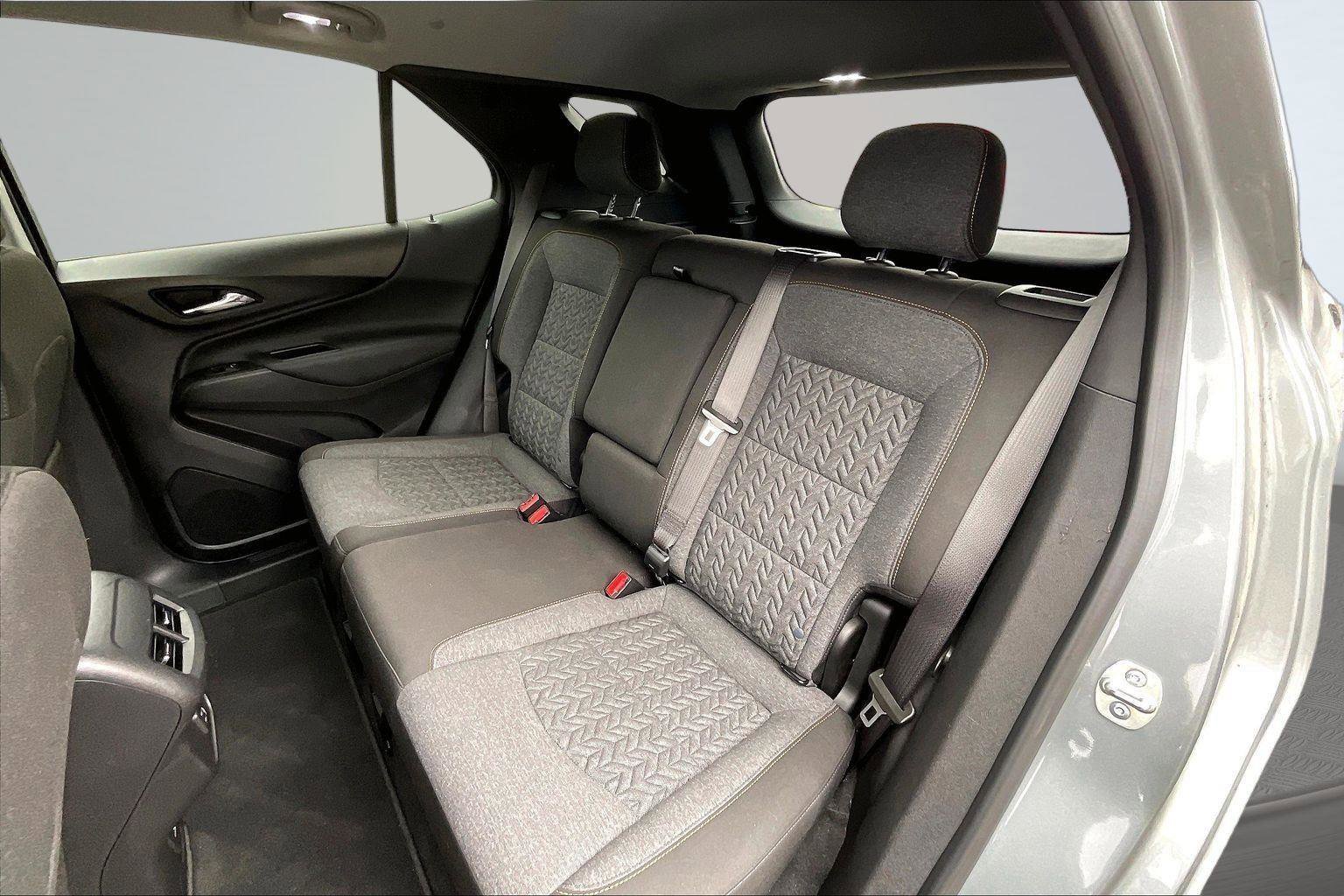 Used 2023 Chevrolet Equinox LT AWD/4WD image 25