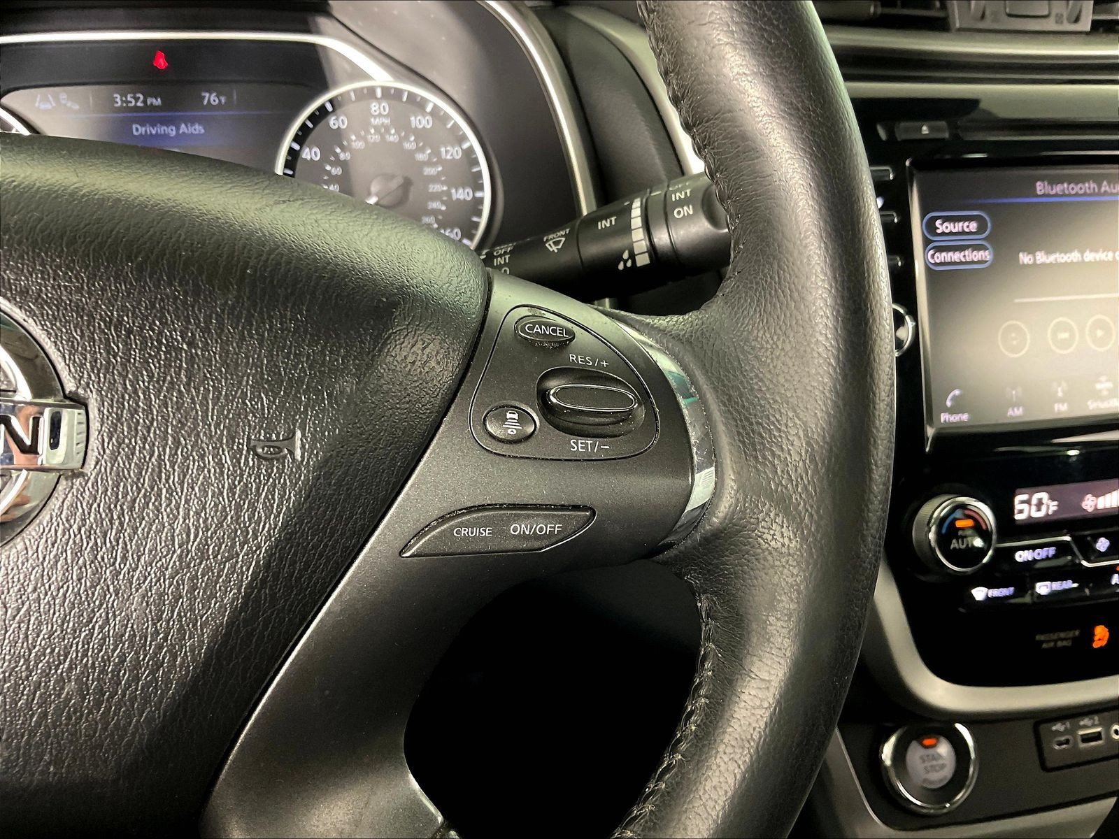 Used 2020 Nissan Murano SV AWD/4WD image 13
