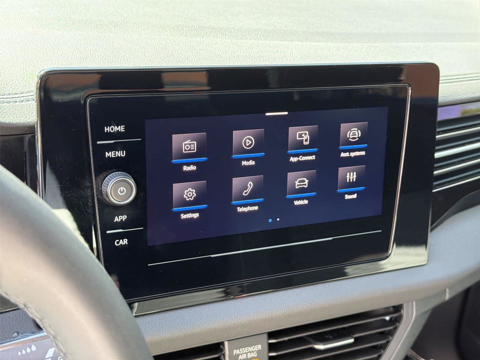 Used 2025 Volkswagen Jetta S FWD image 38