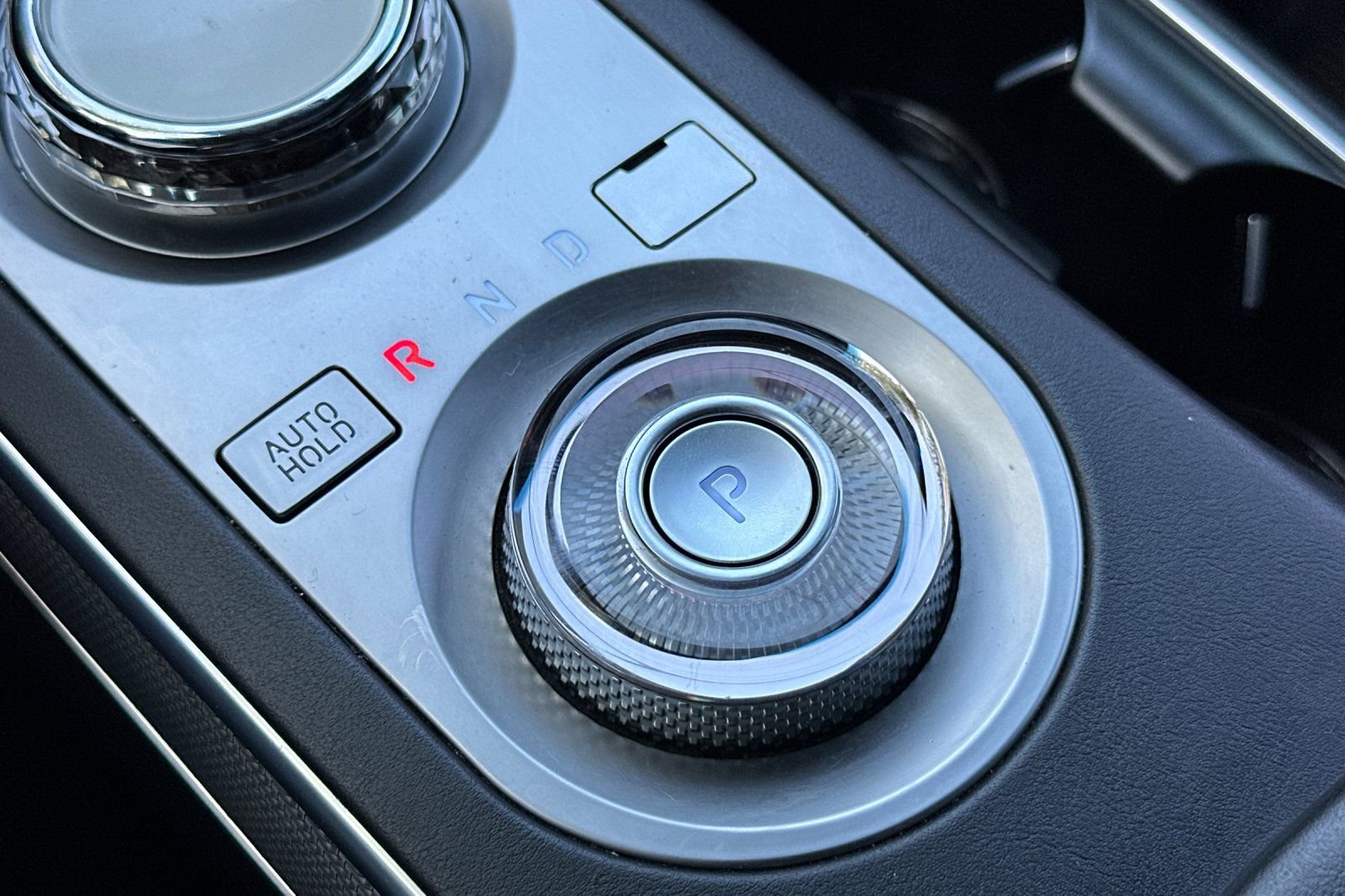 Used 2023 Genesis GV70 2.5T w/ Sport Prestige Package image 23