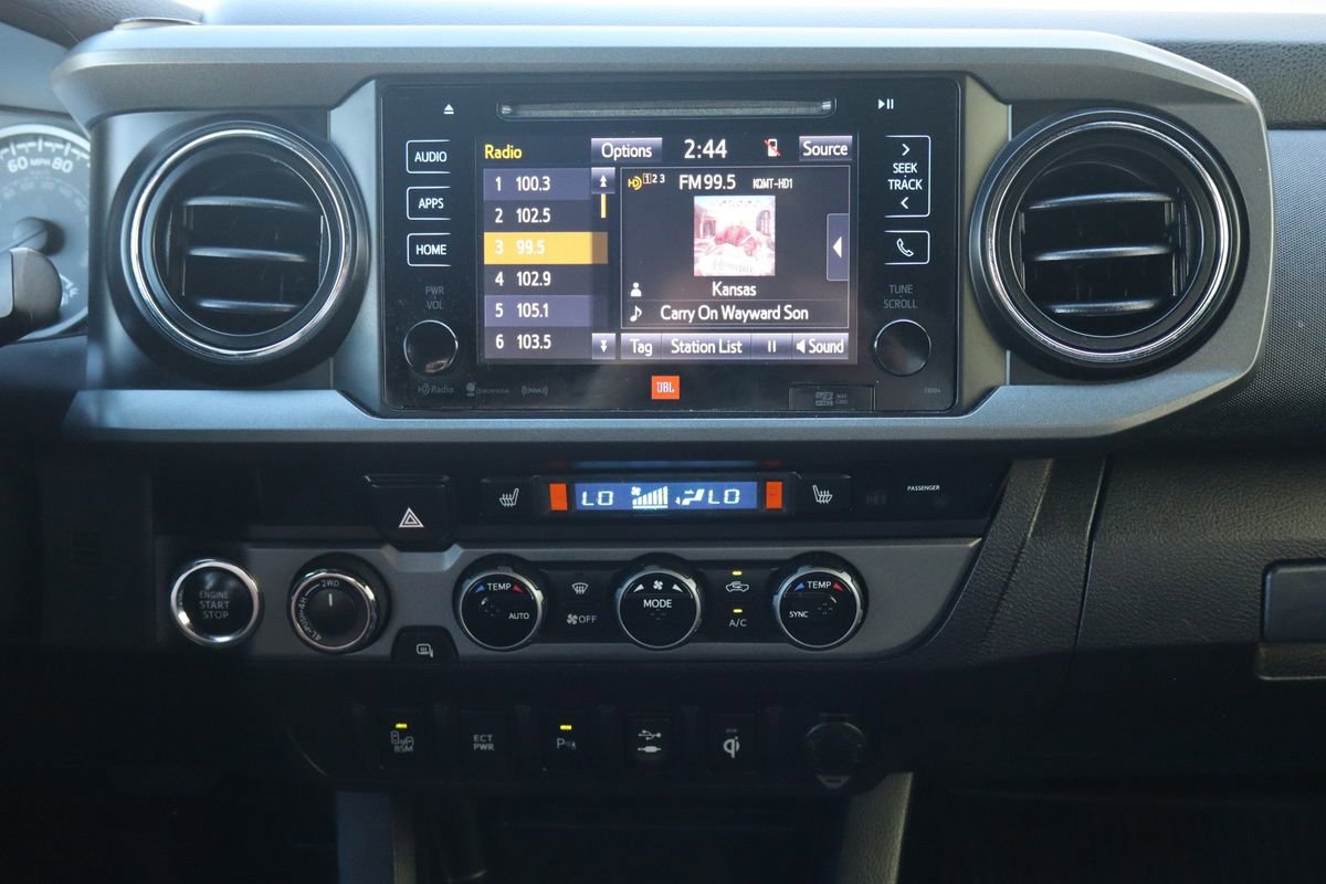 Used 2017 Toyota Tacoma TRD Sport image 36