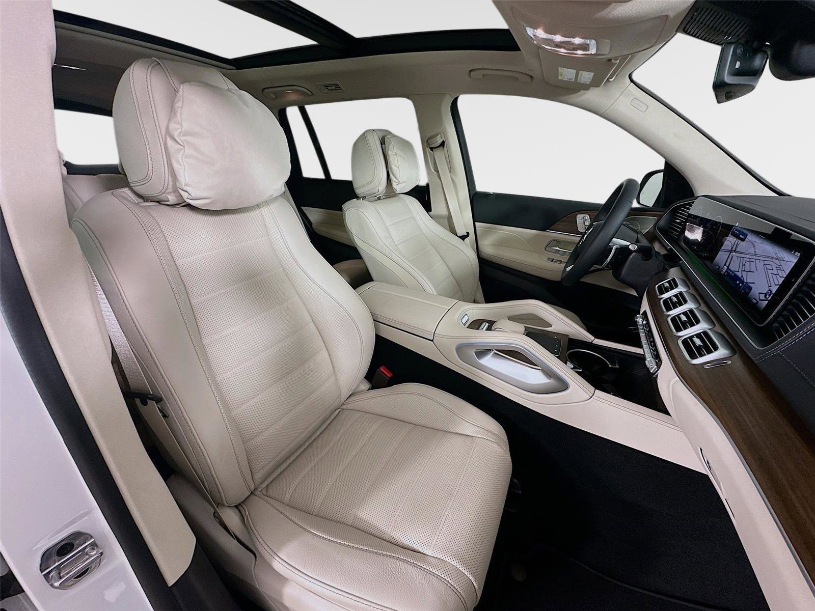 Certified 2026 Mercedes-Benz GLS 450 4MATIC image 36