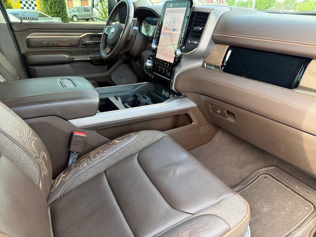 Used 2025 RAM 1500 Limited AWD/4WD image 23