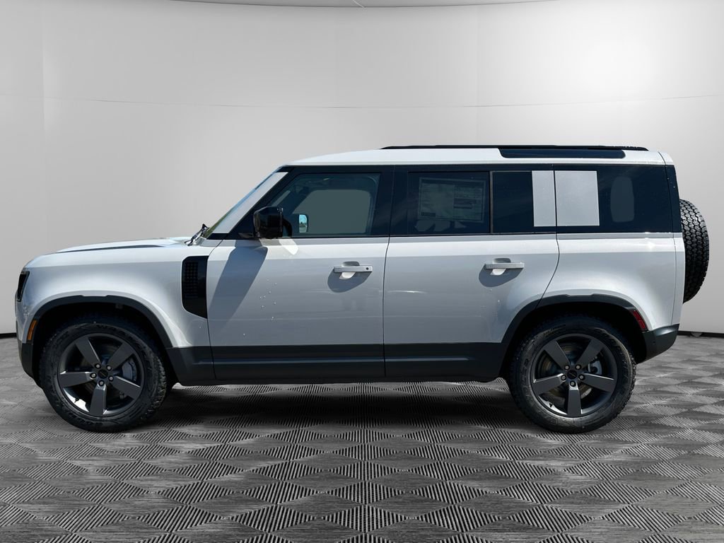 New 2026 Land Rover Defender 110 S AWD/4WD image 2