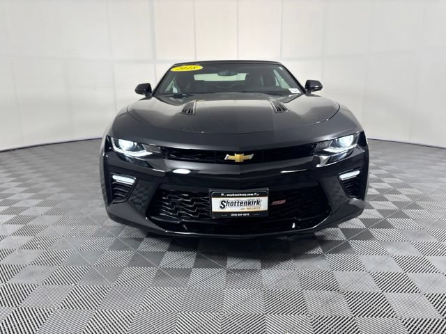 Used 2018 Chevrolet Camaro SS RWD image 29
