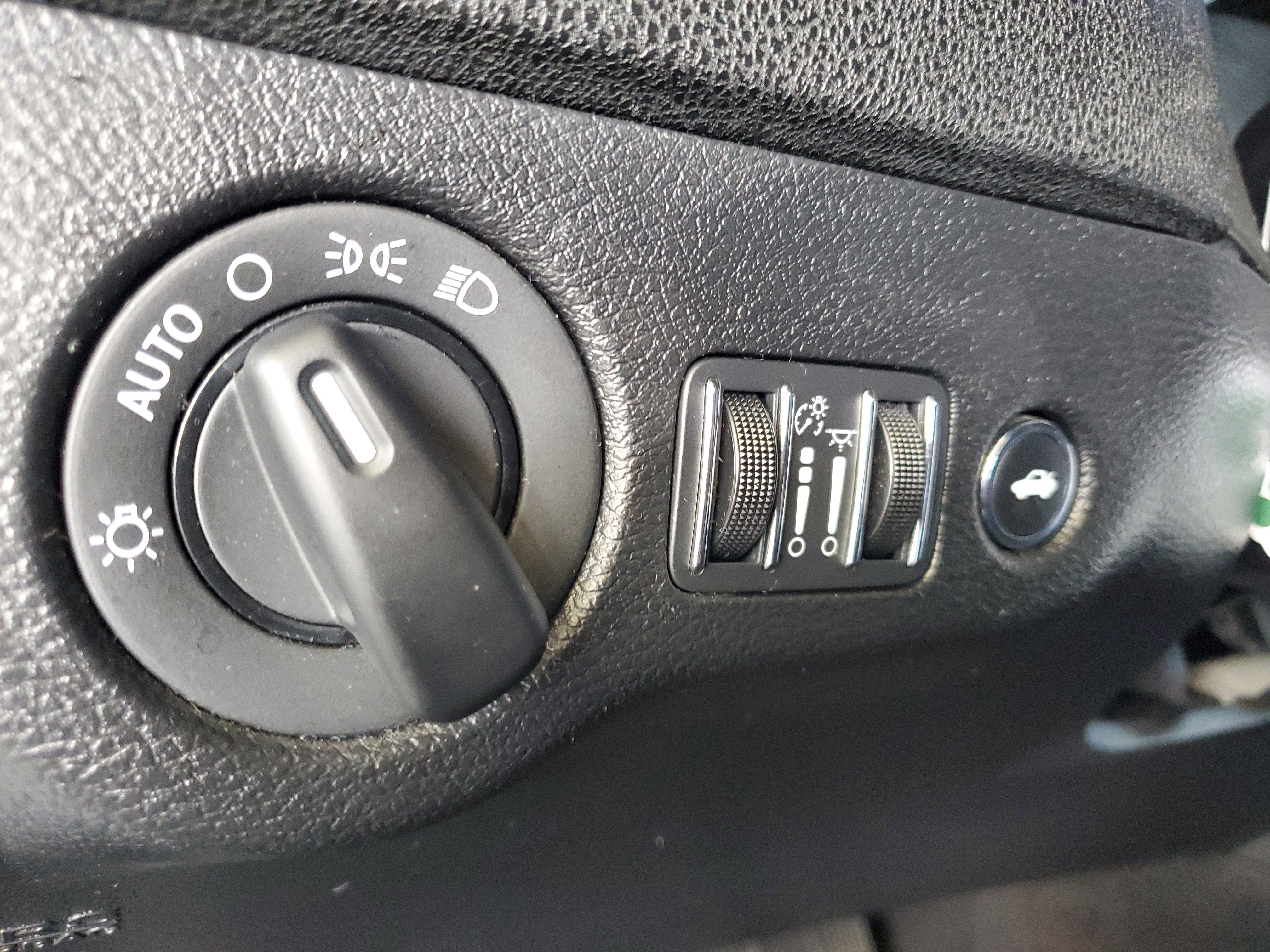 Used 2022 Dodge Charger SXT RWD image 22