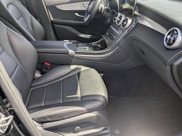 Used 2022 Mercedes-Benz GLC 300 image 19