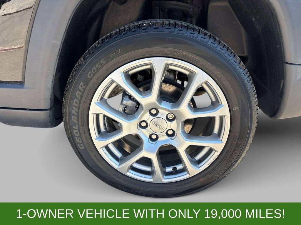 Used 2022 Jeep Compass Latitude w/ Sun and Sound Group AWD/4WD image 9