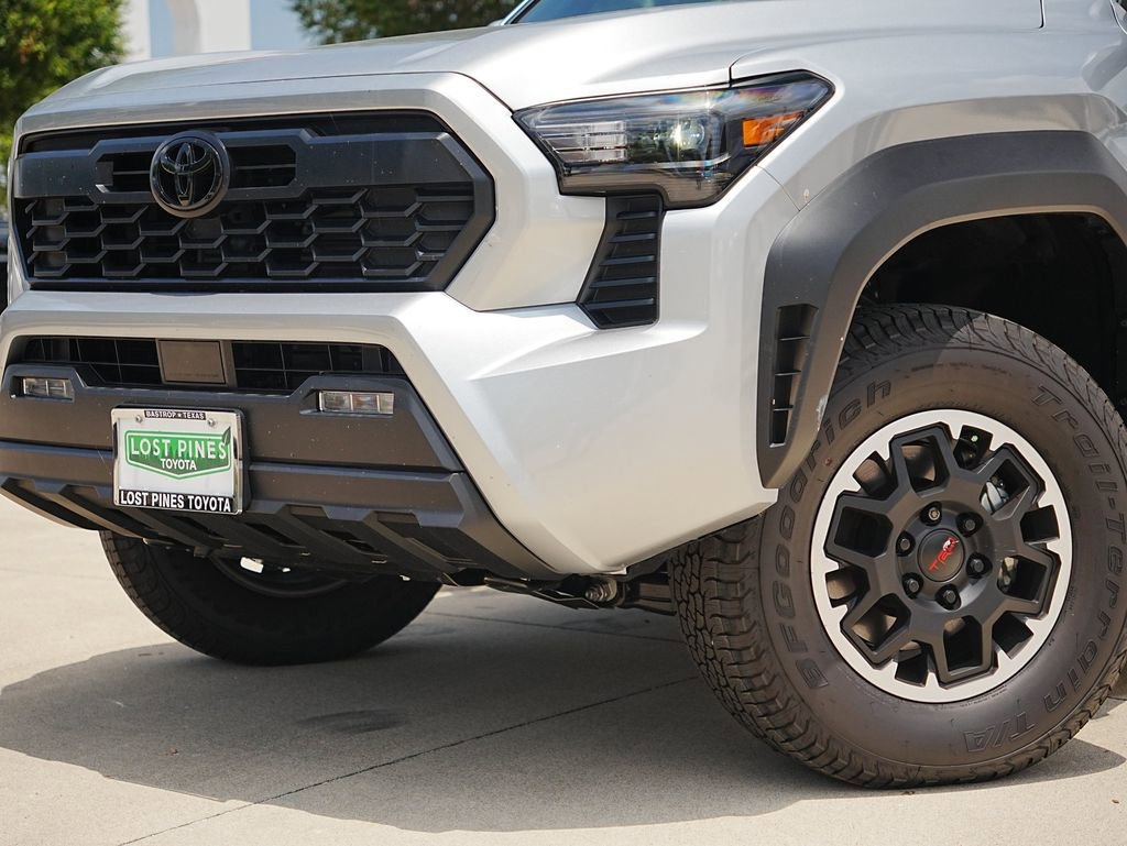 New 2026 Toyota Tacoma TRD Off-Road AWD/4WD image 3