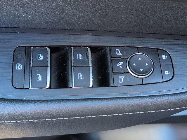 Used 2025 Nissan Armada Platinum Reserve image 26