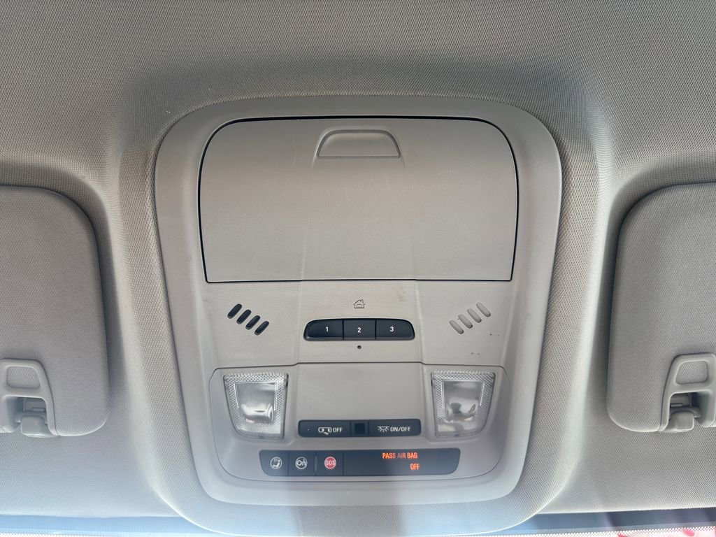 Used 2019 GMC Acadia SLT FWD image 16