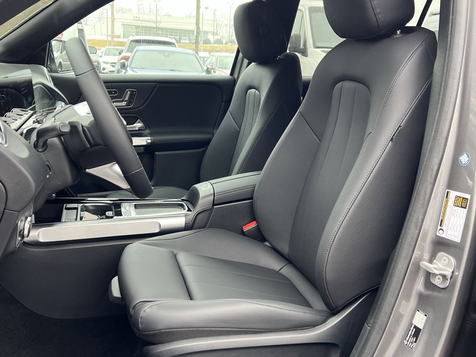 New 2026 Mercedes-Benz GLB 250 4MATIC image 11