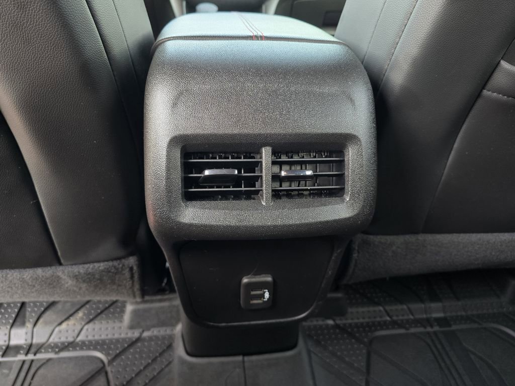 Used 2022 Chevrolet Equinox RS image 24