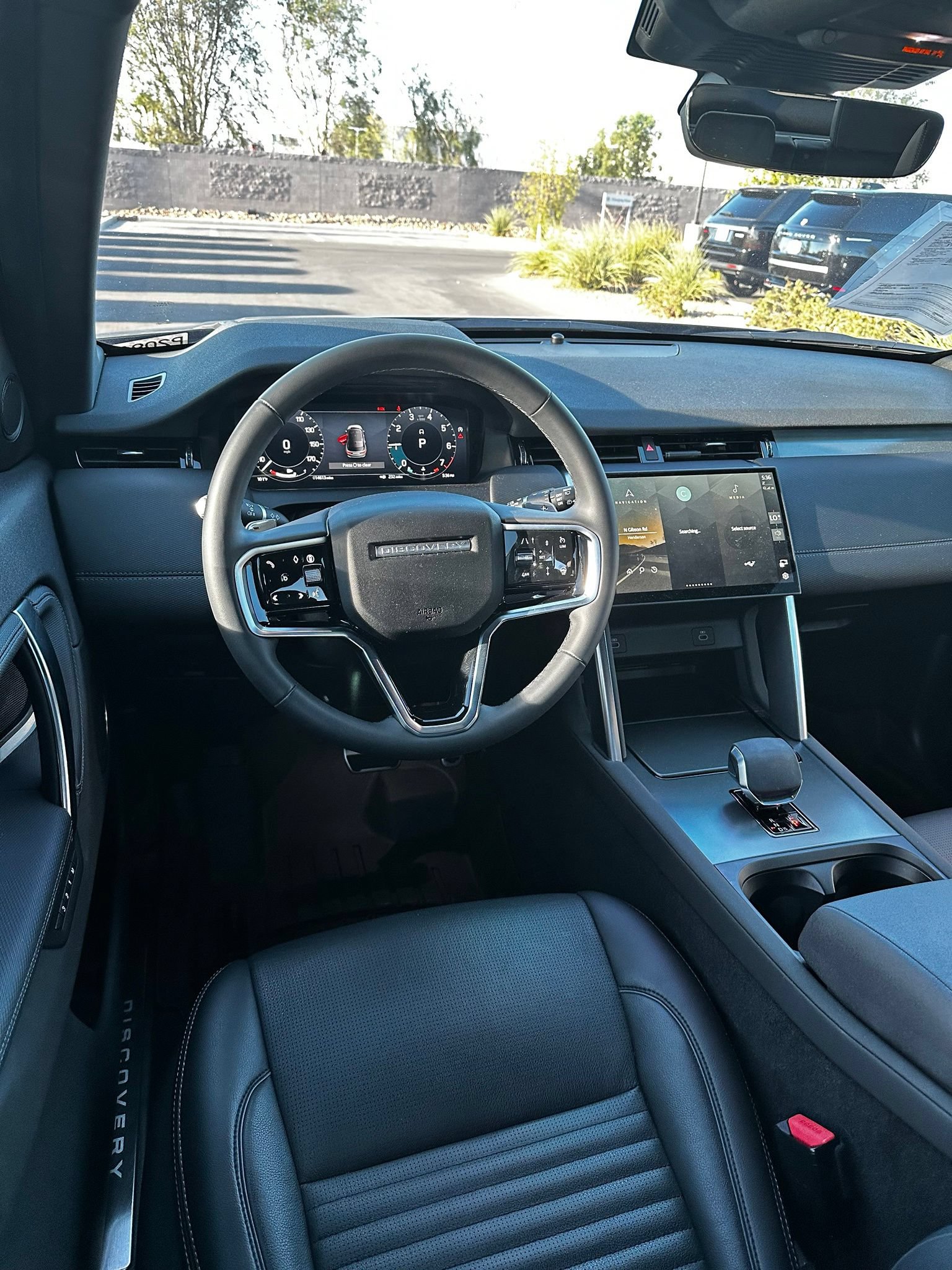 Used 2024 Land Rover Discovery Sport Dynamic SE AWD/4WD image 17