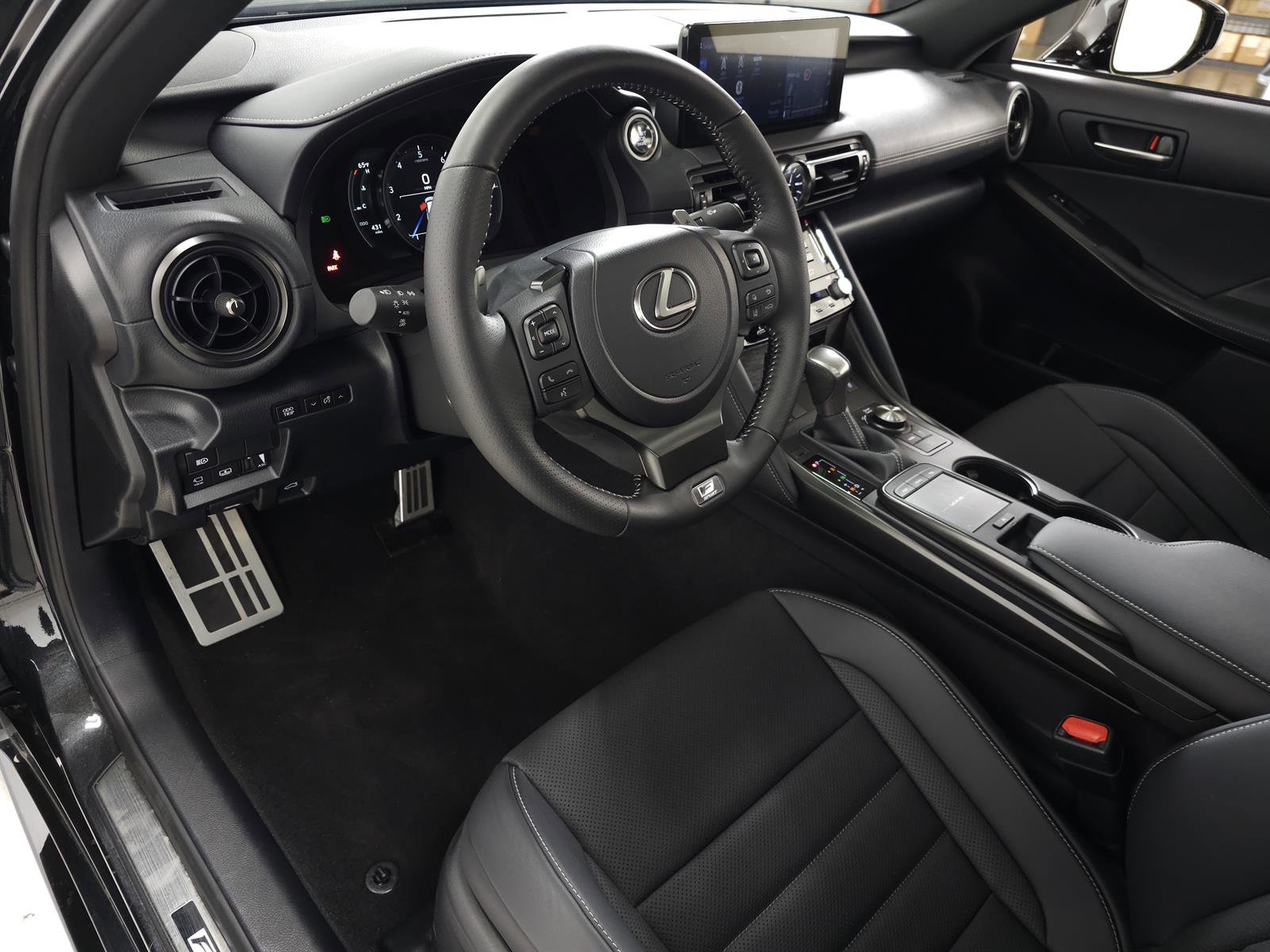 Used 2025 Lexus IS 350 F Sport image 17