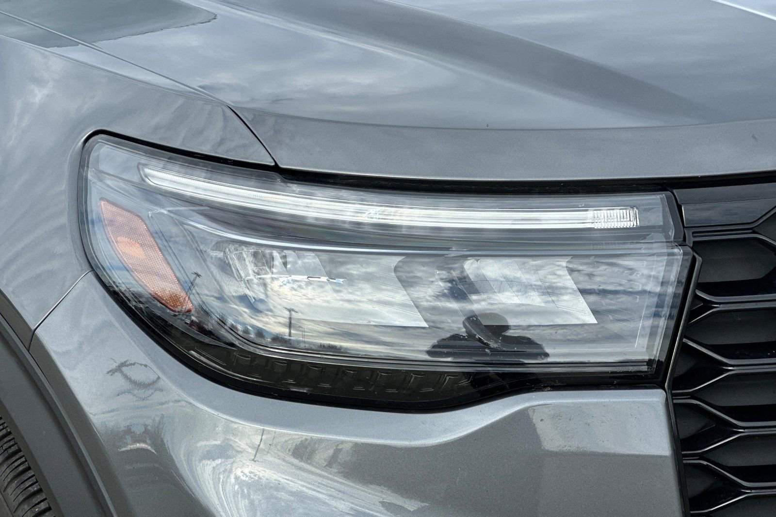 Used 2025 Ford Explorer ST-Line w/ ST-Line Street Pack image 49