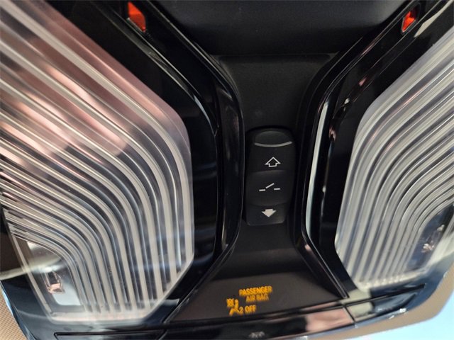 Used 2019 BMW 330i Sedan image 32