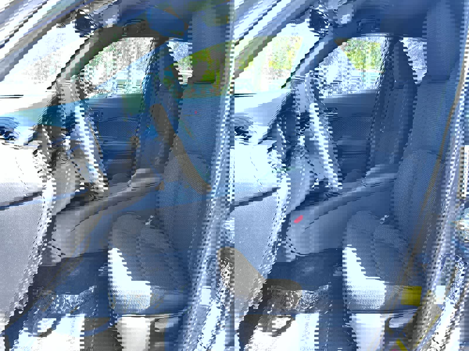 Used 2019 Toyota C-HR LE image 11