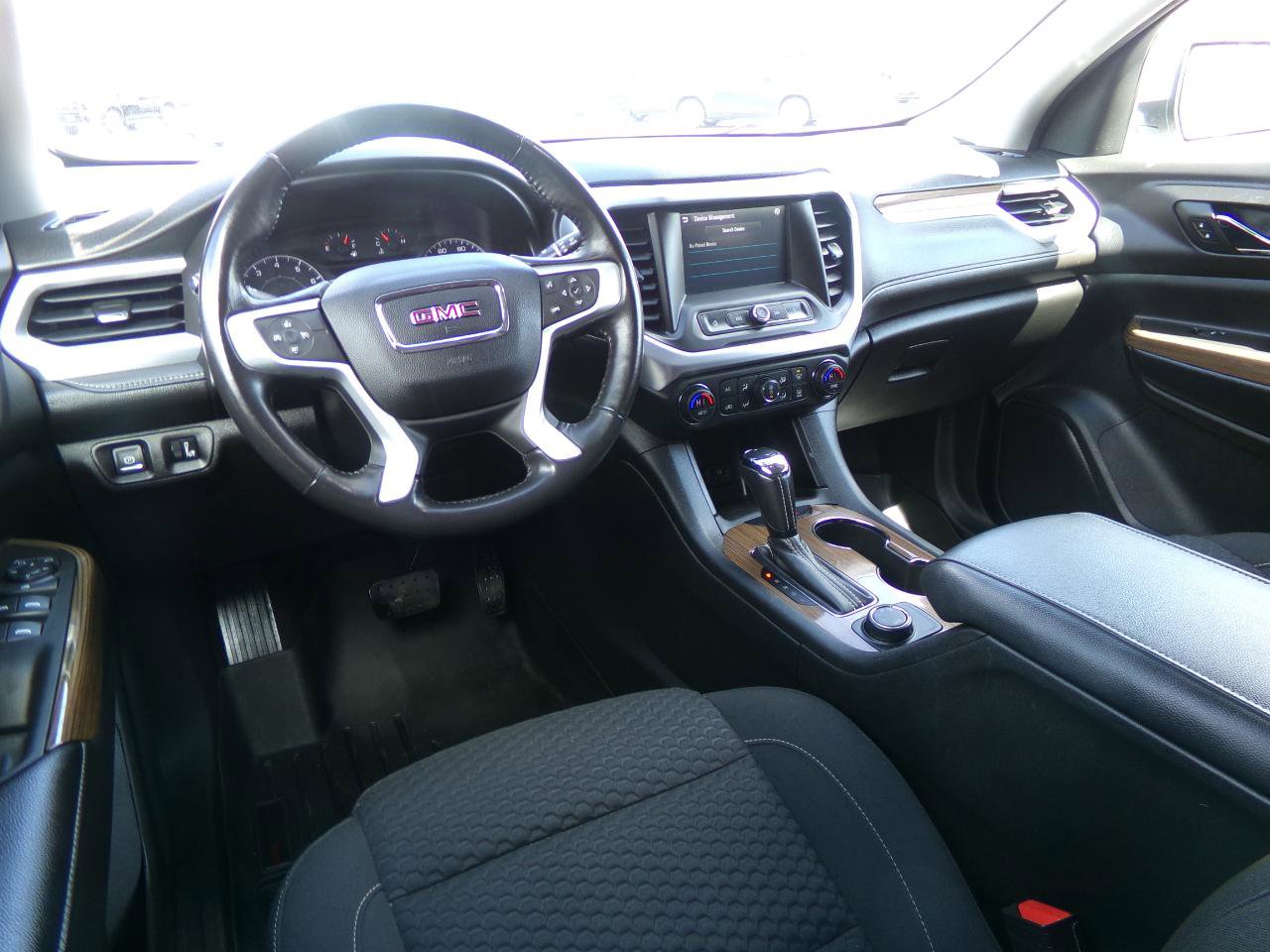 Used 2019 GMC Acadia SLE AWD/4WD image 31