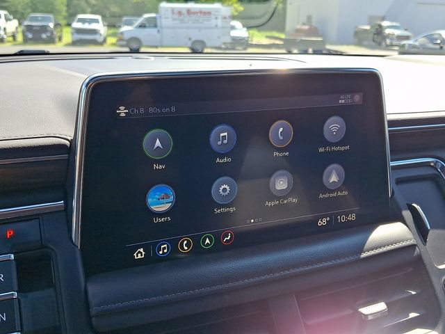 Used 2021 Chevrolet Suburban Z71 w/ Luxury Package AWD/4WD image 18