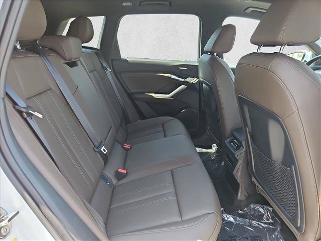 Used 2025 Audi Q6 e-tron Premium Plus w/ Premium Plus AWD/4WD image 25