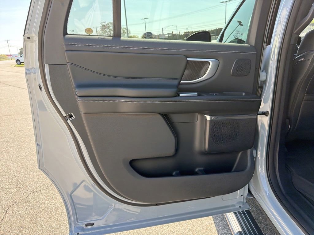 Certified 2025 Ford Expedition Max Platinum w/ Stealth Performance Package AWD/4WD image 16
