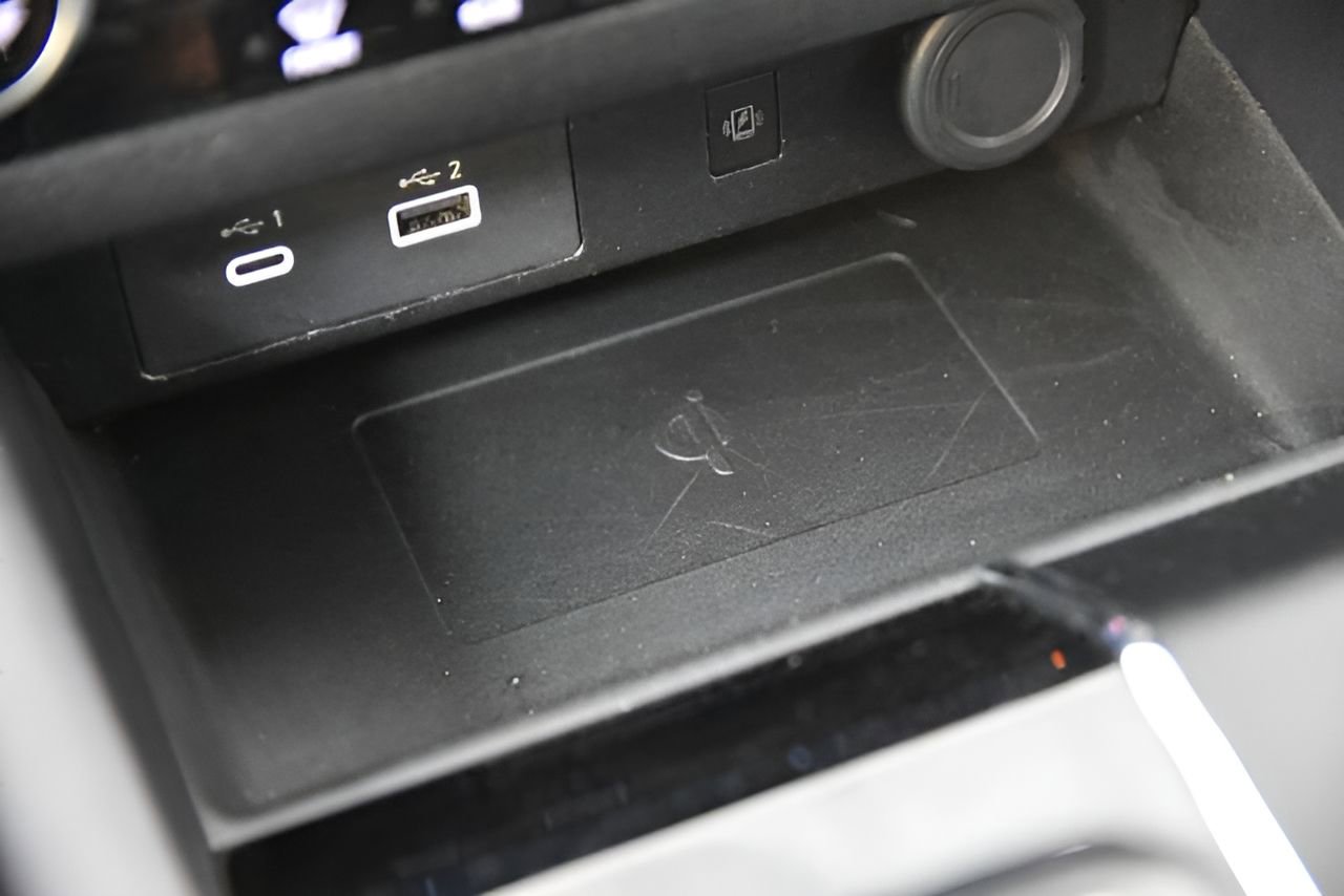 Used 2024 Mitsubishi Outlander SE image 29