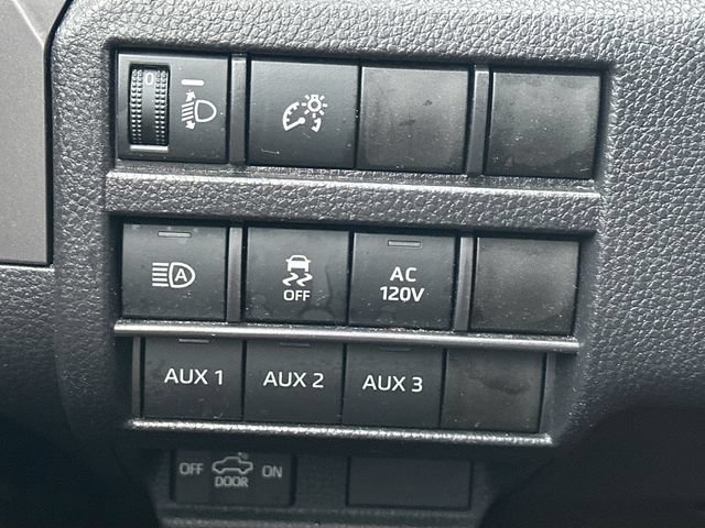 Used 2024 Toyota Tacoma TRD Off-Road w/ TRD Off Road Upgrade Package AWD/4WD image 19