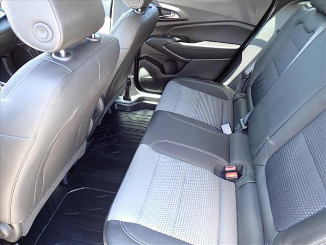 Used 2025 Chevrolet Trax LT w/ Driver Confidence Package FWD image 9