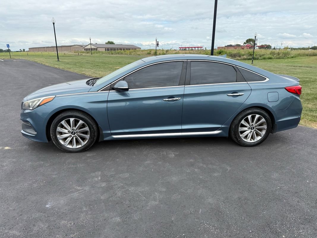 Used 2017 Hyundai Sonata Sport w/ Value Edition Package 02 image 8