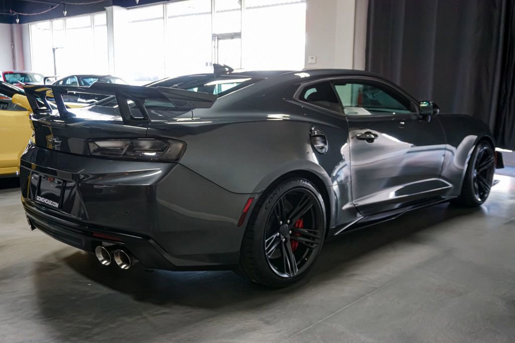 Used 2018 Chevrolet Camaro ZL1 image 32